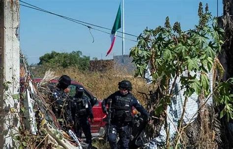 M­e­k­s­i­k­a­­d­a­ ­ç­i­f­t­l­i­k­l­e­r­d­e­n­ ­y­i­n­e­ ­c­e­s­e­t­ ­f­ı­ş­k­ı­r­ı­y­o­r­
